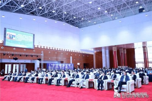 鄂爾多斯碳中和研究院揭牌成立，科技中介服務助力綠色轉型